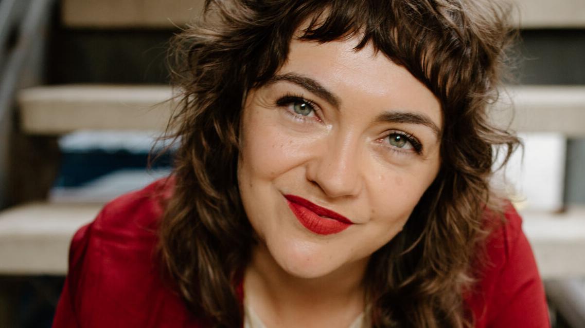 Neyla Pekarek